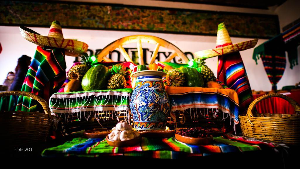 Hotel Montetaxco Exteriér fotografie Mexican restaurant in San Francisco